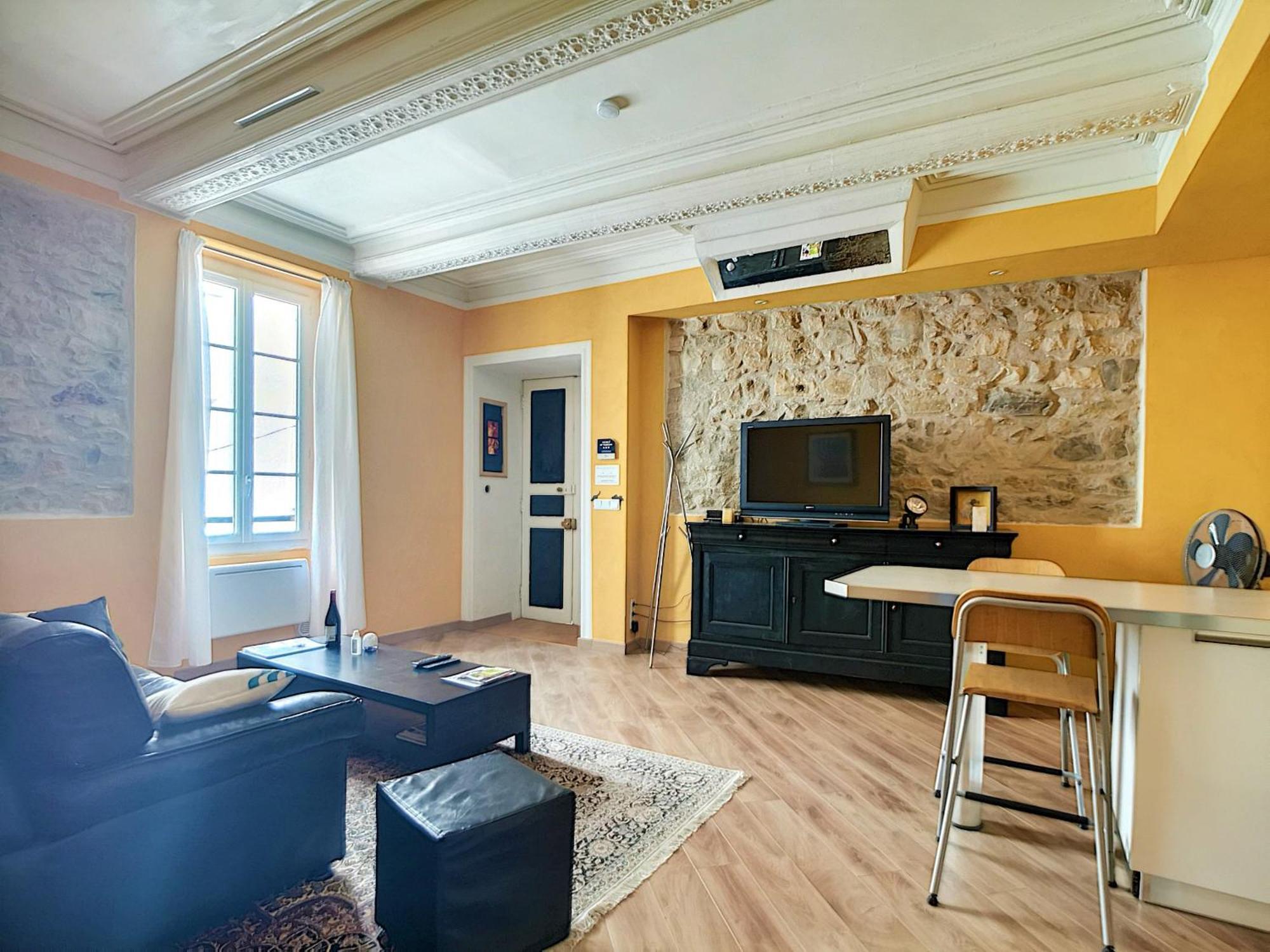 Residence Verdi - Appartements Meubles En Centre Ville Bédarieux Exteriér fotografie