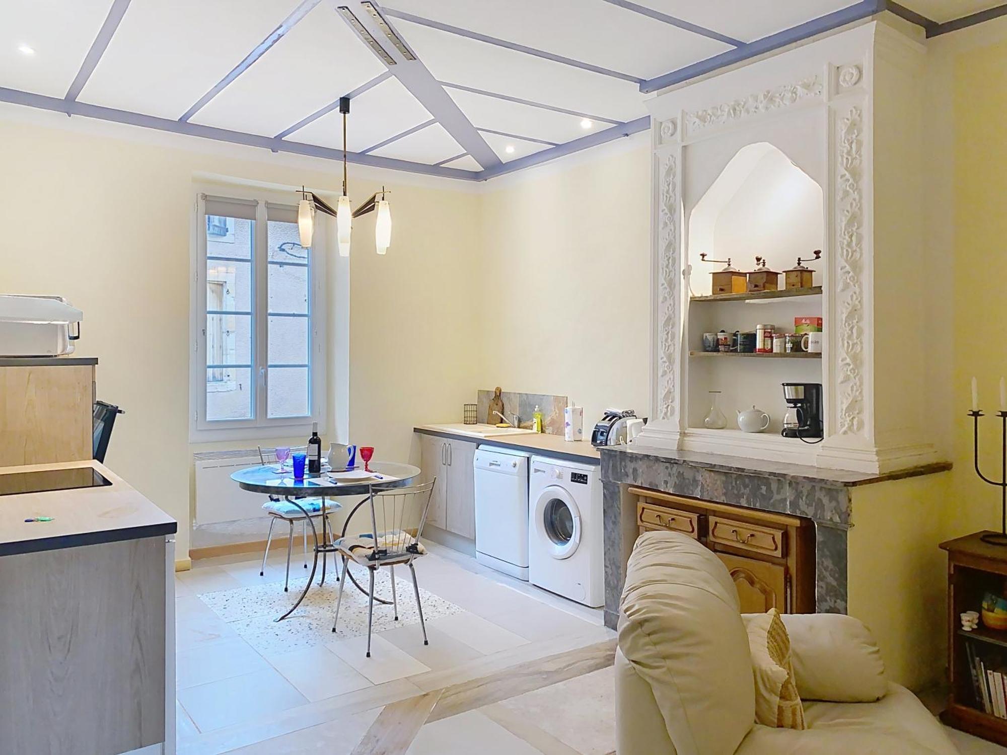 Residence Verdi - Appartements Meubles En Centre Ville Bédarieux Exteriér fotografie