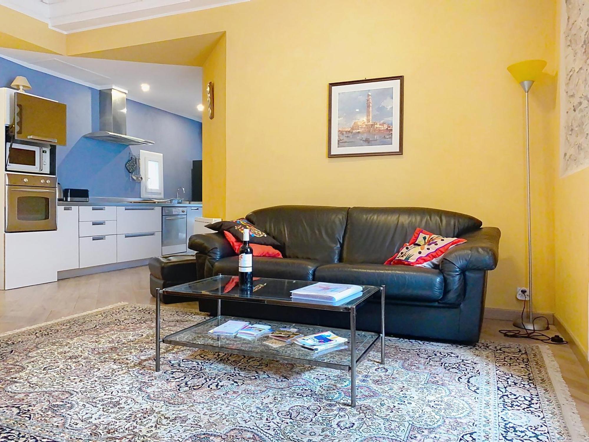 Residence Verdi - Appartements Meubles En Centre Ville Bédarieux Exteriér fotografie